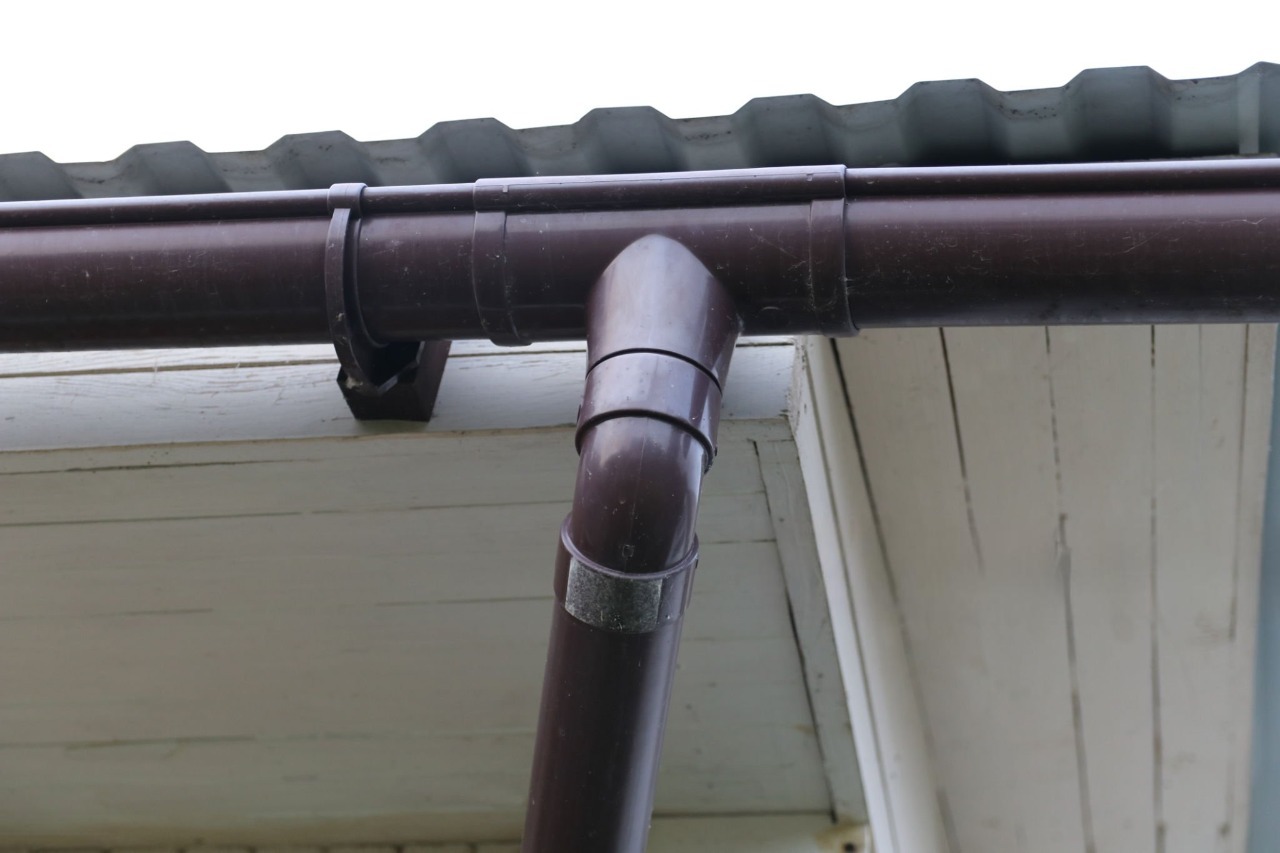 rainwater gutter system